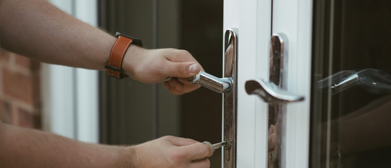 24 hour key locksmith Lake Arrowhead